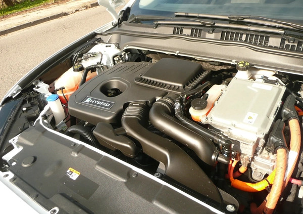 Ford Mondeo cena 77900 przebieg: 78600, rok produkcji 2019 z Koszalin małe 631